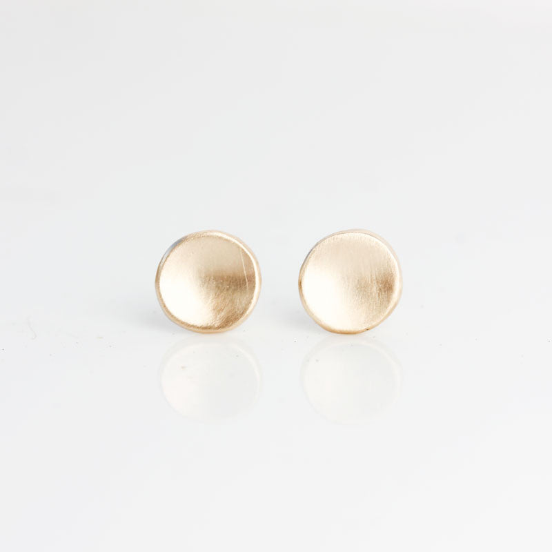 Matte 14k gold pebble stud earrings Belinda Saville