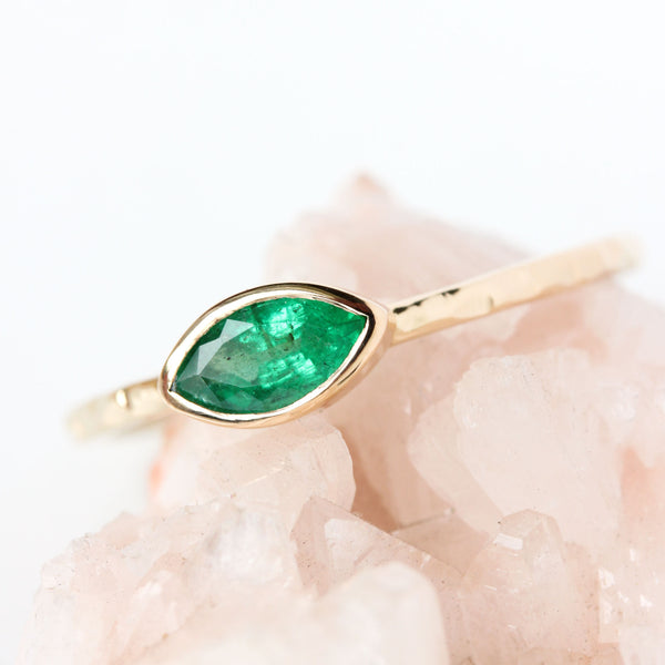 Emerald & 14k Gold Wildflower Ring