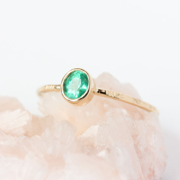 Emerald & 14k Gold Wildflower Ring