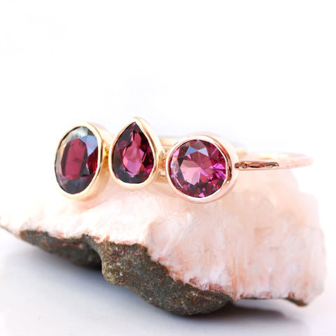 Garnet & 14k Gold Wildflower Ring