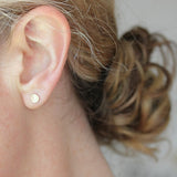 14k gold pebble stud earrings
