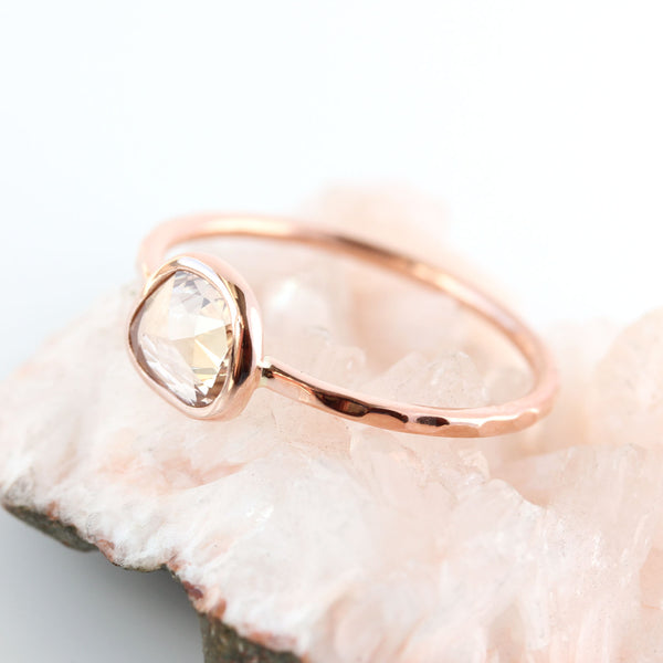 Rose cut sapphire & 14k gold ring