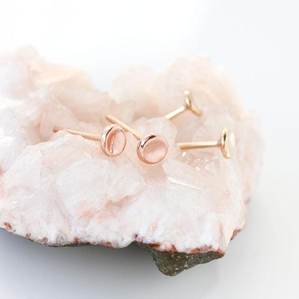 Tiny Pebble Stud Earrings in 14k Gold