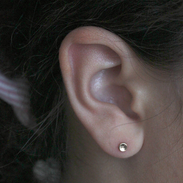 Tiny Pebble Stud Earrings in 14k Gold