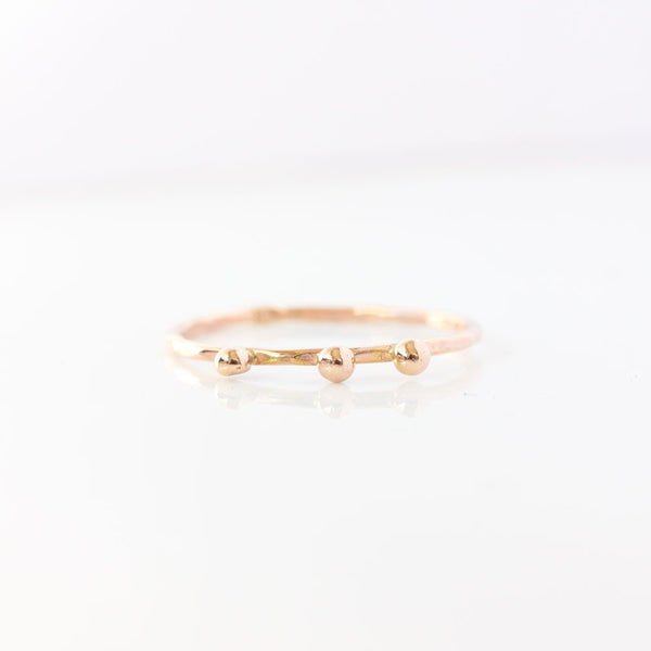 Seed Ring in 14k Gold
